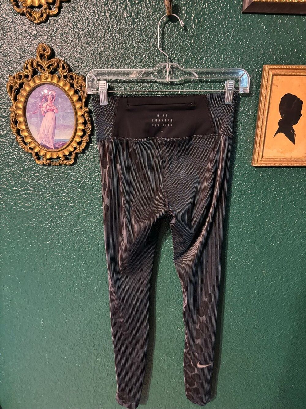 Nike Epic Luxe Leggings Run 7/8 Running Sz Small - Picture 2 of 4